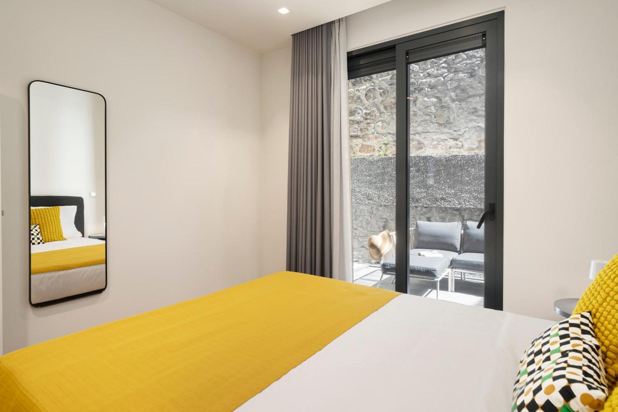 Golden By An Island Apartment Funchal (Madeira)